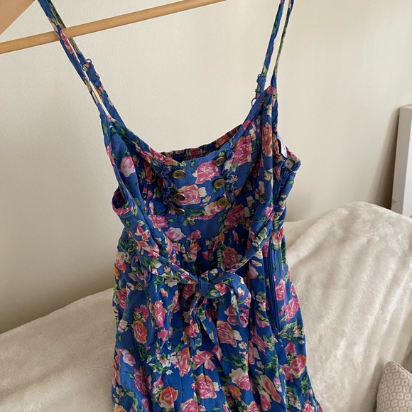 New Look Blue Floral Mini Dress - Picture 4 of 8
